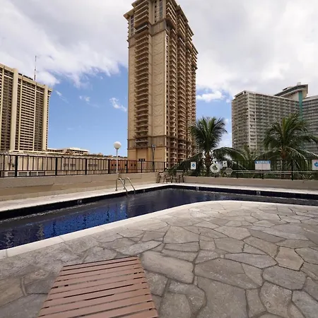 Apartments At Palms Waikiki
